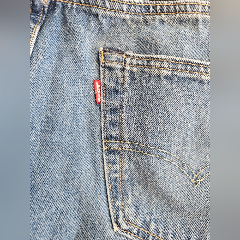 Levi’s Button Fly Cut Off Medium Wash Jeans 34 Waist 501's - Picture 6 of 6